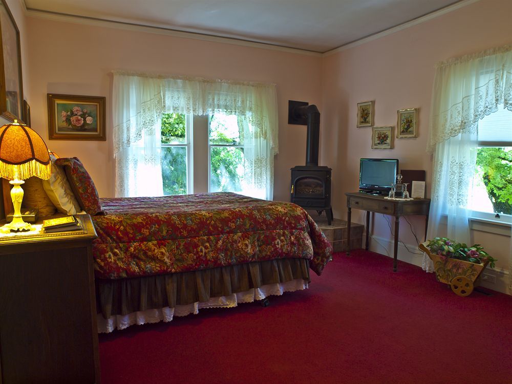 Shady Oaks Country Inn St. Helena Quarto foto